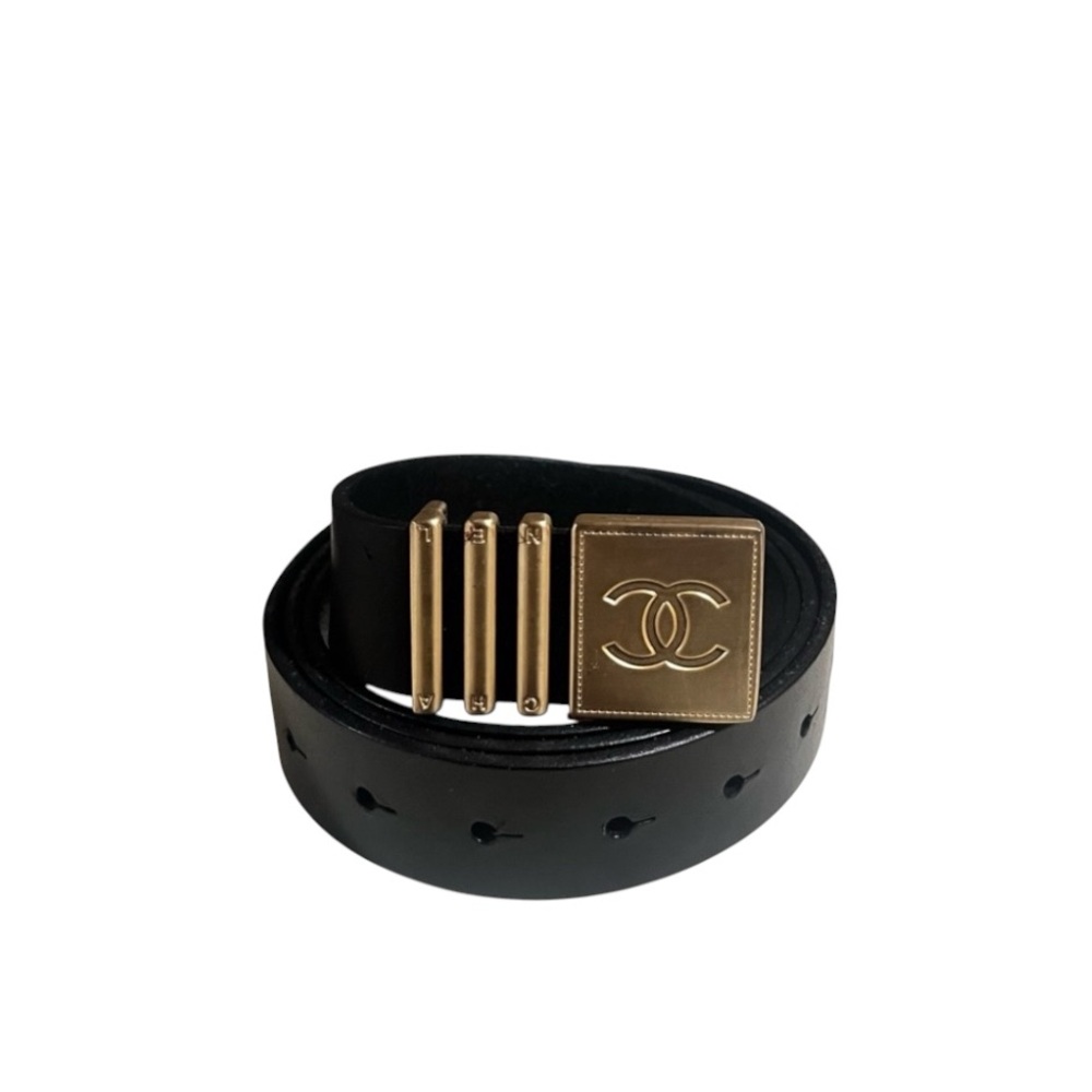 CHANEL Black Leather Belt with Gold CC Square Buckle